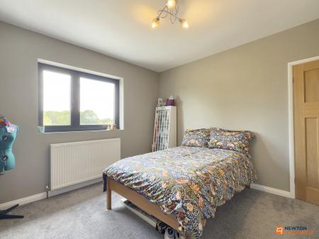 5 bedroom Detached house for sale in Station Hill, Swannington, LE67