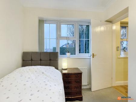 4 bedroom Detached house for sale in Thomas Road, Whitwick, LE67