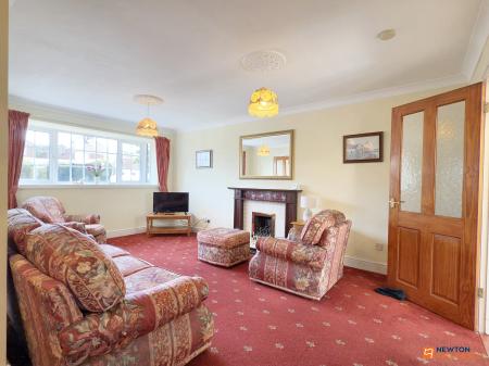 3 bedroom Detached house for sale in Thornborough Road, Coalville, LE67