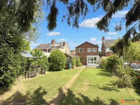 3 bedroom Detached house for sale in Thornborough Road, Coalville, LE67