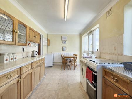 3 bedroom Detached house for sale in Thornborough Road, Coalville, LE67