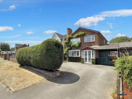 3 bedroom Detached house for sale in Thornborough Road, Coalville, LE67