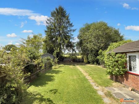 3 bedroom Detached house for sale in Thornborough Road, Coalville, LE67