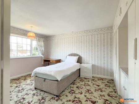 3 bedroom Detached house for sale in Thornborough Road, Coalville, LE67