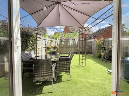 4 bedroom Semi-detached house for sale in Usbourne Way, Ibstock, LE67