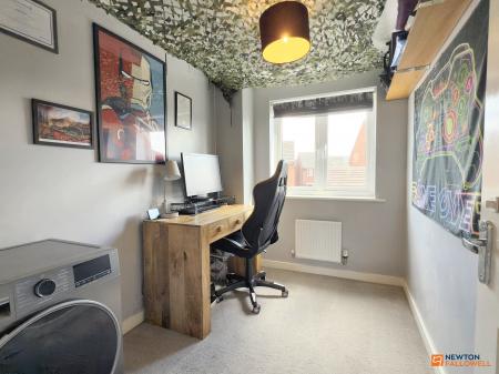 4 bedroom Semi-detached house for sale in Usbourne Way, Ibstock, LE67