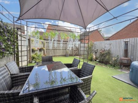 4 bedroom Semi-detached house for sale in Usbourne Way, Ibstock, LE67