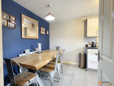 4 bedroom Semi-detached house for sale in Usbourne Way, Ibstock, LE67