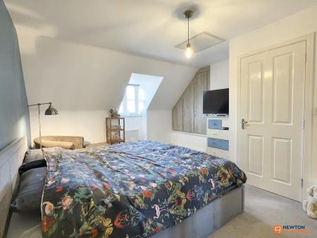 4 bedroom Semi-detached house for sale in Usbourne Way, Ibstock, LE67