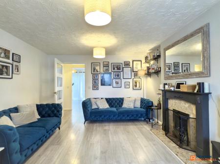 3 bedroom Detached house for sale in Battleflat Drive, Ellistown, LE67