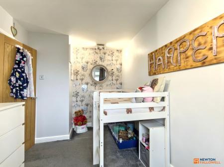 2 bedroom Semi-detached house for sale in Helmsdale Close, Coalville, LE67