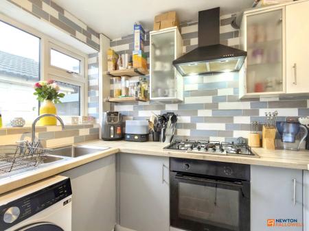 2 bedroom Semi-detached house for sale in Helmsdale Close, Coalville, LE67