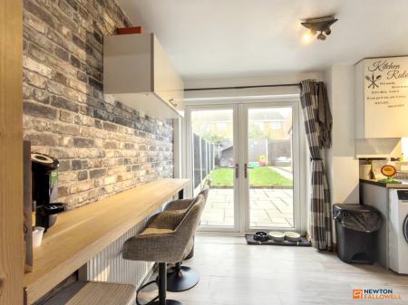 2 bedroom Semi-detached house for sale in Helmsdale Close, Coalville, LE67