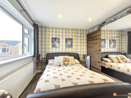 2 bedroom Semi-detached house for sale in Helmsdale Close, Coalville, LE67