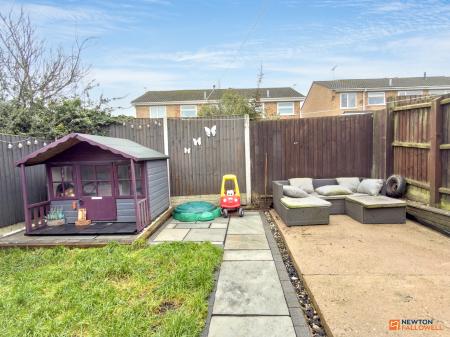 2 bedroom Semi-detached house for sale in Helmsdale Close, Coalville, LE67