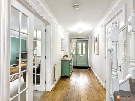 4 bedroom Detached house for sale in Buckingham Road, Coalville, LE67