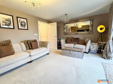 3 bedroom Semi-detached house for sale in Blackham Road, Hugglescote, LE67