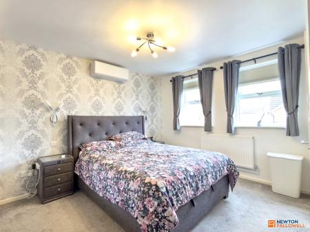 4 bedroom Detached house for sale in Snipe Close, Hugglescote, LE67