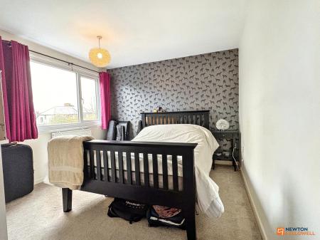 3 bedroom Semi-detached house for sale in Claremont Drive, Ravenstone, LE67