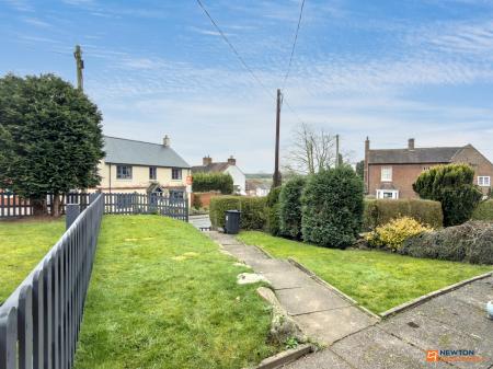 2 bedroom Semi-detached house for sale in Manor Road, Donington le Heath, LE67