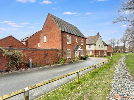 3 bedroom Detached house for sale in Primrose Drive, Coalville, LE67