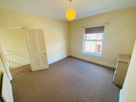 2 bedroom Terraced House to let in Victoria Street, Melbourne, DE73