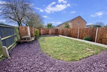 3 bedroom Semi-detached house to let in Highgate, Ashby-De-La-Zouch, LE65