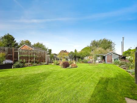 5 bedroom Detached house for sale in 12 Thistleton Lane, South Witham, Grantham, NG33