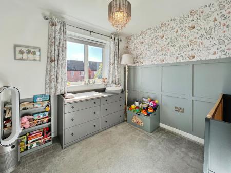 4 bedroom Detached house for sale in Balmoral Drive, Grantham, NG31