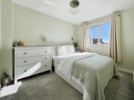 4 bedroom Detached house for sale in Balmoral Drive, Grantham, NG31