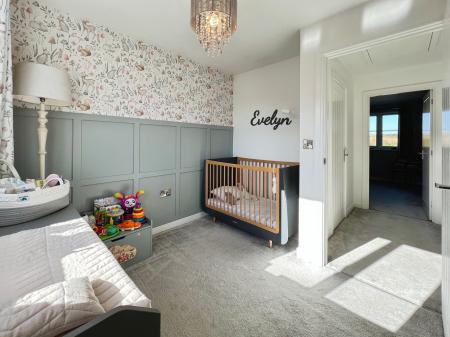 4 bedroom Detached house for sale in Balmoral Drive, Grantham, NG31