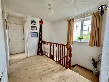 4 bedroom Detached house for sale in Barrowby Road, Grantham, NG31