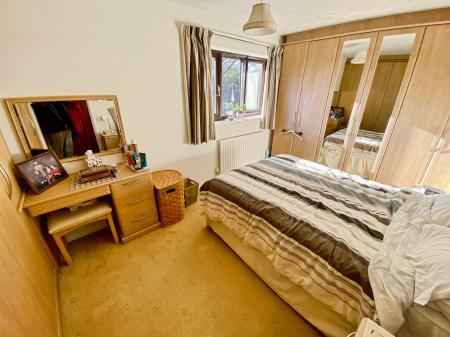 4 bedroom Detached house for sale in Belton Grove, Grantham, NG31