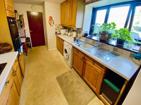 4 bedroom Detached house for sale in Belton Grove, Grantham, NG31