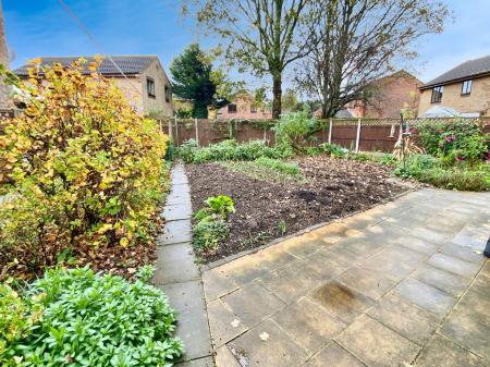 4 bedroom Detached house for sale in Belton Grove, Grantham, NG31