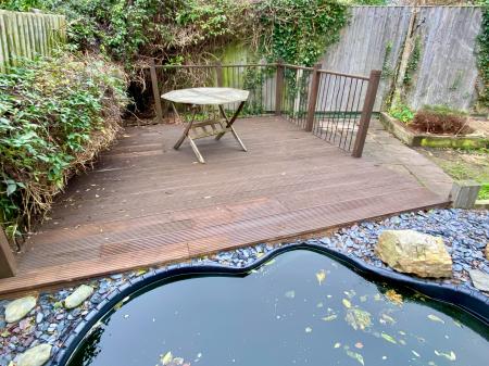 4 bedroom Detached house for sale in Bennington Close, Long Bennington, Newark, NG23