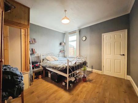 4 bedroom Terraced House for sale in Dudley Road, Grantham, NG31
