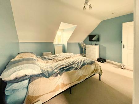 3 bedroom Town house for sale in Ermine Street, Ancaster, Grantham, NG32