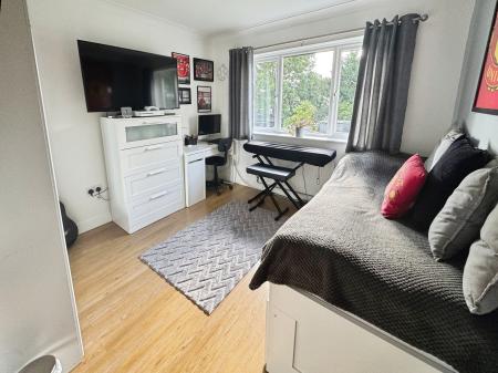 3 bedroom Semi-detached house for sale in Harrowby Lane, Grantham, NG31