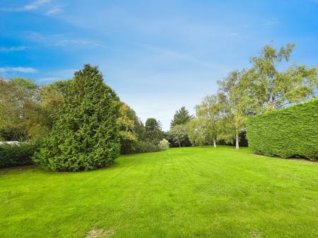 4 bedroom Detached house for sale in Main Street, Foston, Grantham, NG32