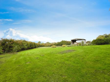 4 bedroom Detached house for sale in Main Street, Foston, Grantham, NG32