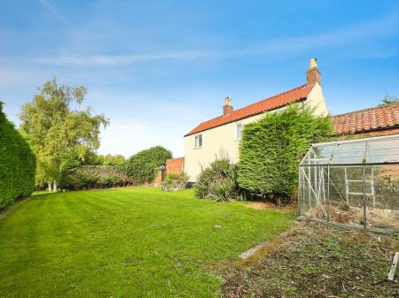 4 bedroom Detached house for sale in Main Street, Foston, Grantham, NG32
