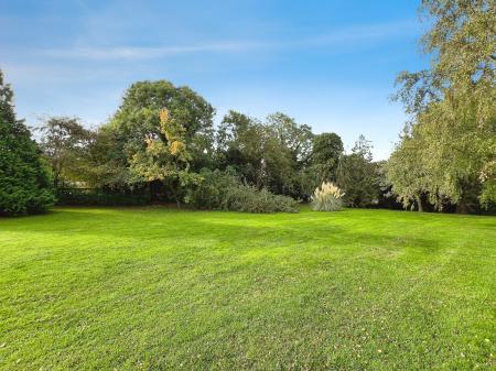 4 bedroom Detached house for sale in Main Street, Foston, Grantham, NG32