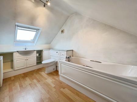 4 bedroom Detached house for sale in Main Street, Foston, Grantham, NG32