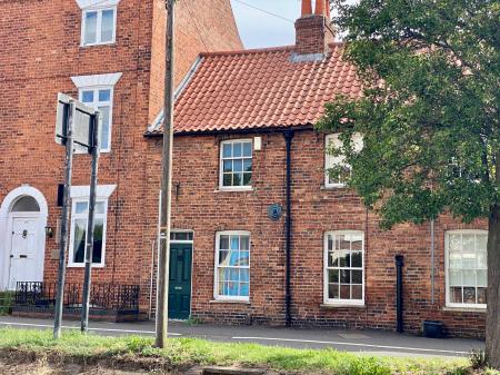 North Parade, Grantham, NG31