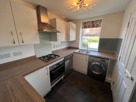 2 bedroom End of terrace house for sale in Peveril Place, Grantham, NG31