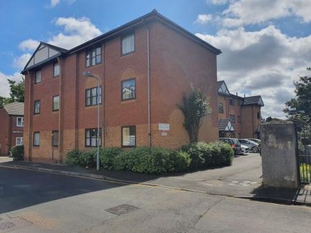 2 bedroom Flat for sale in Rugby Court, Grantham, NG31
