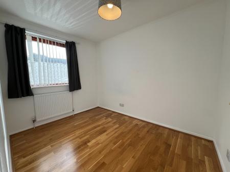 2 bedroom Flat for sale in Rugby Court, Grantham, NG31