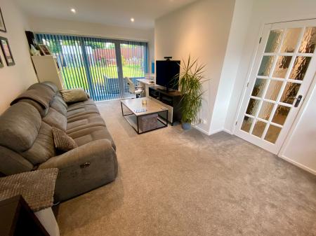 3 bedroom Semi-detached house for sale in Saltersford Grove, Grantham, NG31