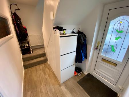 3 bedroom Semi-detached house for sale in Saltersford Grove, Grantham, NG31